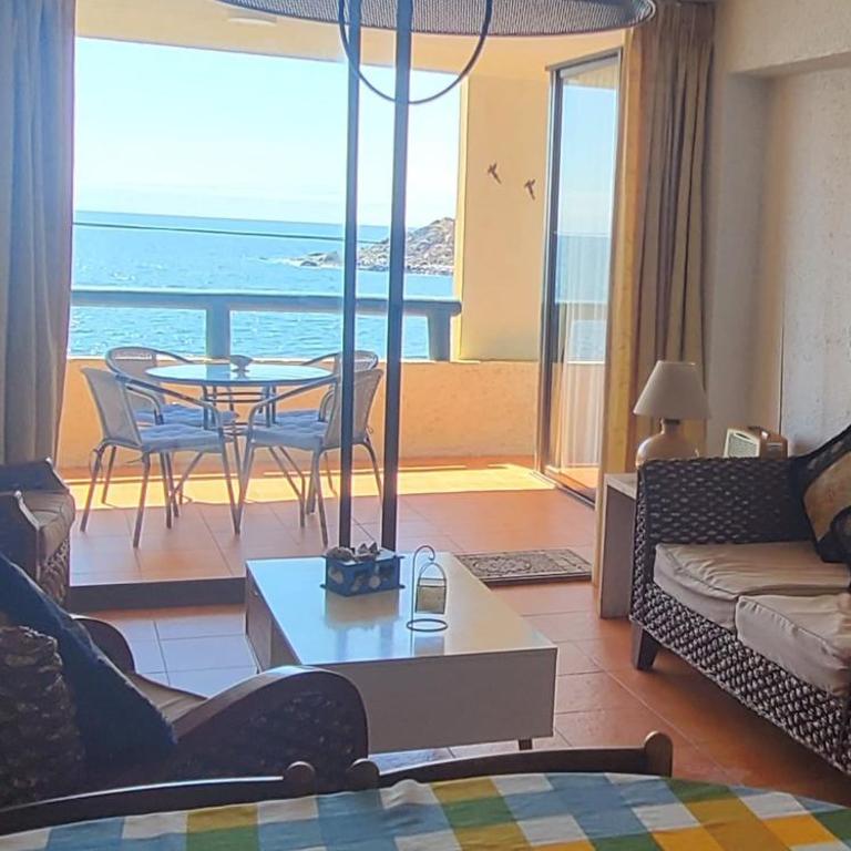Departamento Playa Blanca - Apartment with Sea View - 3