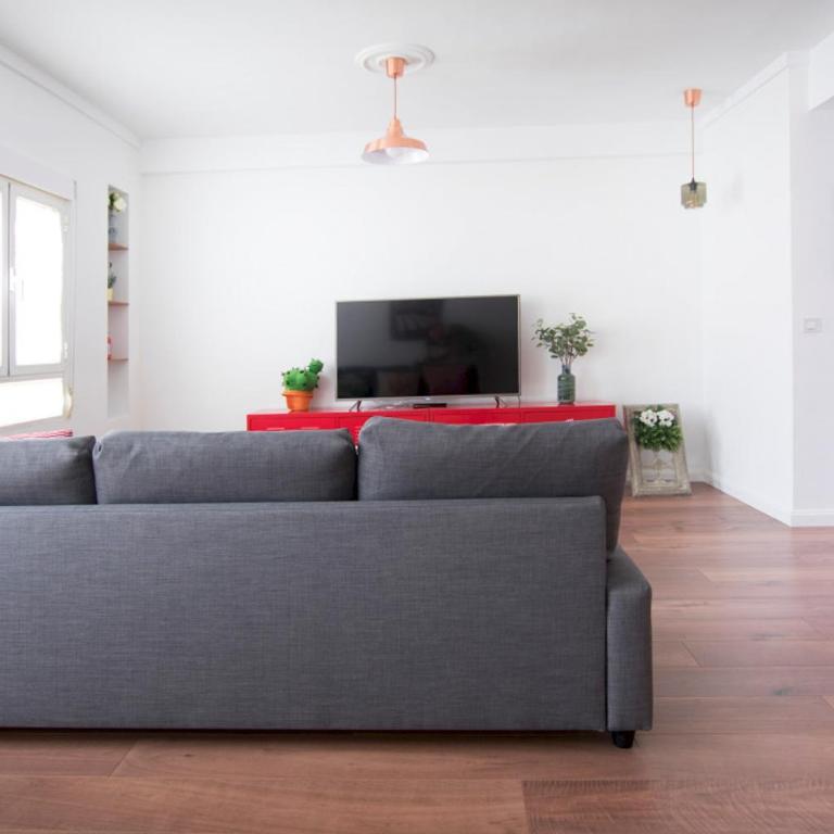 Bright and Wide apartment - Avenida de America - Two-Bedroom Apartment - 5