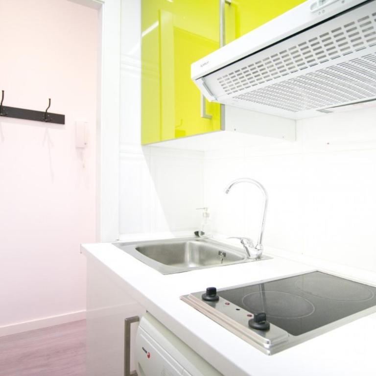 Cozy Bright apt. Malasaña - Madrid City Centre - Apartamento de 1 dormitorio - 32