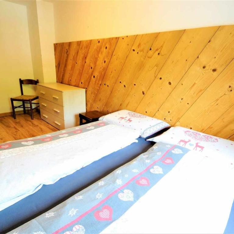 Chalet 1816 by Livigno Accomodation - Two-Bedroom Apartment - 34