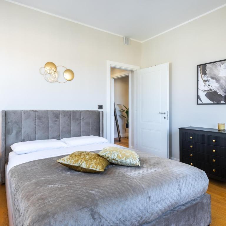 Moderno Attico con Vista Panoramica e Piscina - Appartamento con 2 Camere da Letto - 11