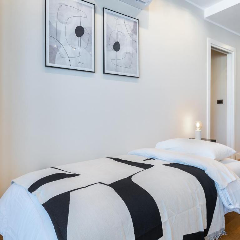 Moderno Attico con Vista Panoramica e Piscina - Appartamento con 2 Camere da Letto - 14