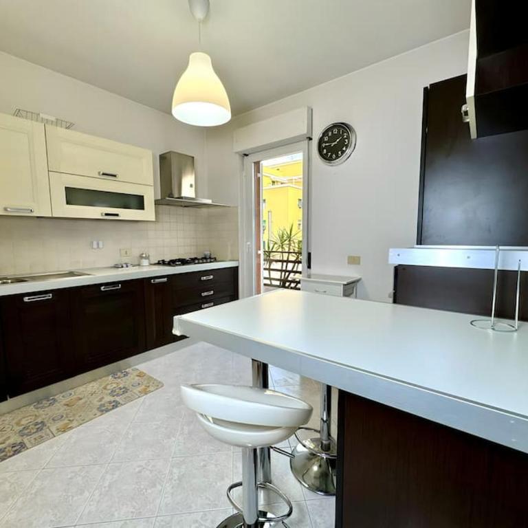 10 Min to Metro Cozy Apartment Near City Center - Appartamento con 2 Camere da Letto - 13