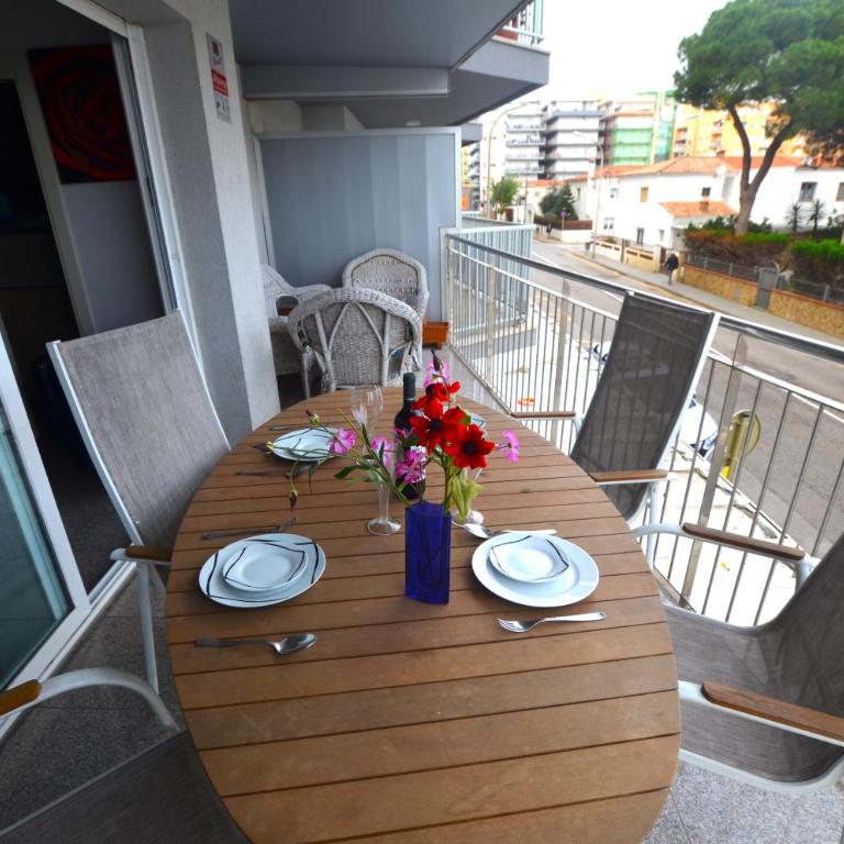 Apartamento frente a la playa Blanes Costa Brava - Apartamento de 3 dormitorios - 2