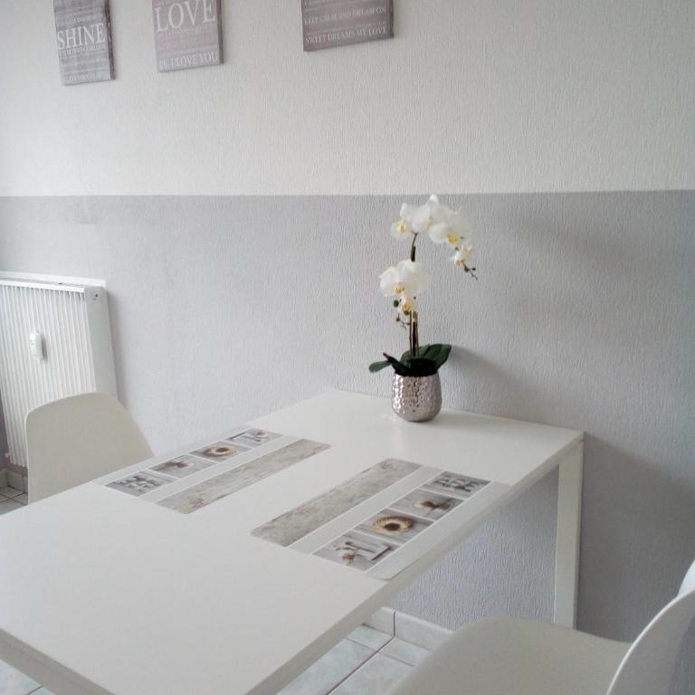 Appartement prox Centre - Appartamento con 2 Camere da Letto e Balcone - 7