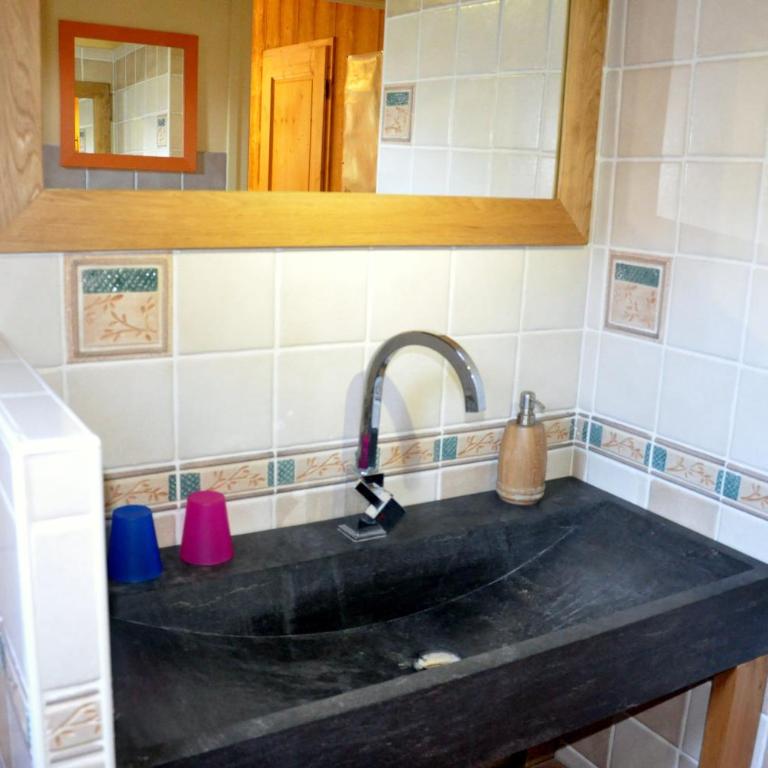 La Grange Aux Loups - Chambre Double ou Lits Jumeaux avec Salle de Bains Privative - 5