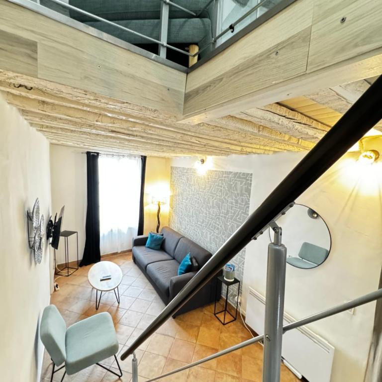 Loge de l'Opéra à 200 m du Palais des Papes - Apartment mit 1 Schlafzimmer - 17