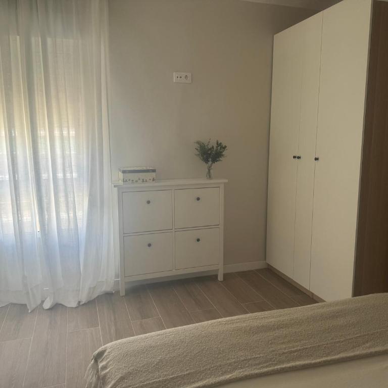 Ca Maruja - Two-Bedroom Apartment with Sea View - 39