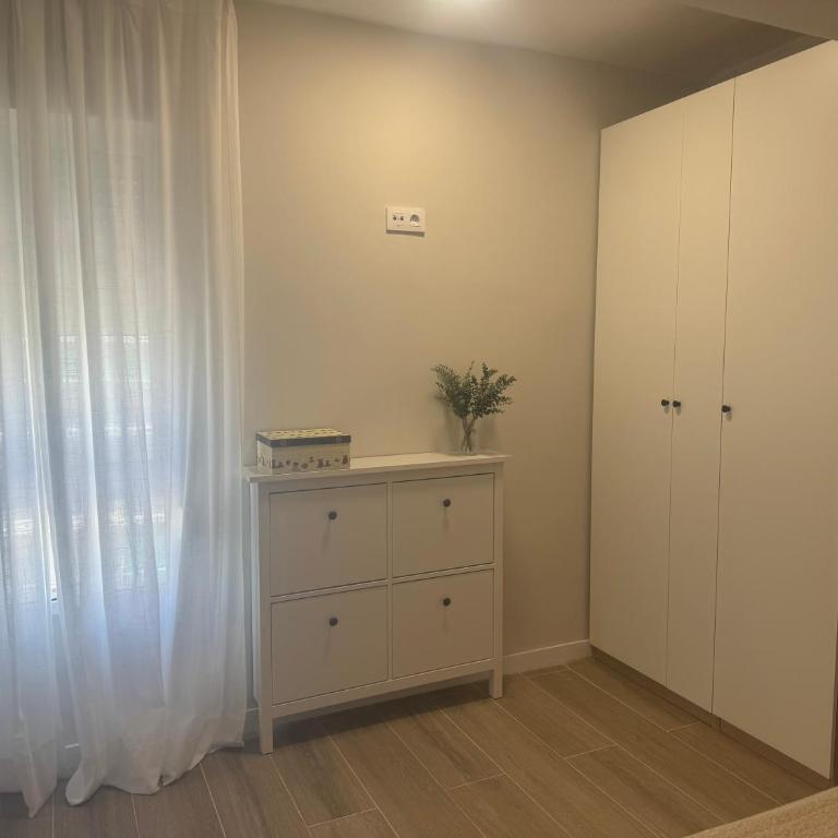 Ca Maruja - Two-Bedroom Apartment with Sea View - 41
