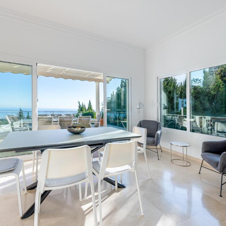 Stunning Villa with Panoramic Views of the Med - Villa Deluxe - 4