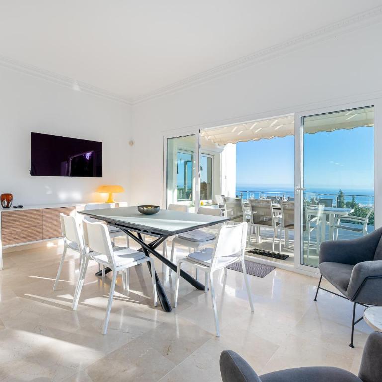 Stunning Villa with Panoramic Views of the Med - Villa Deluxe - 11