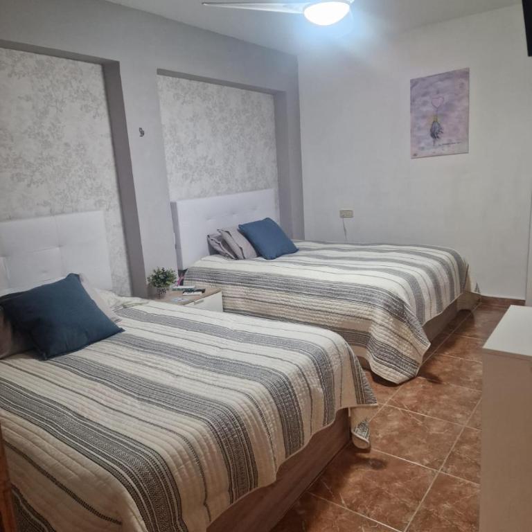 Habitaciones Zoe - Habitación cuádruple - 1