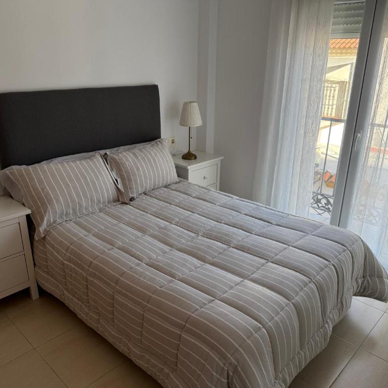 Piso completo en Chiclana de la Frontera - Apartamento de 2 dormitorios - 3