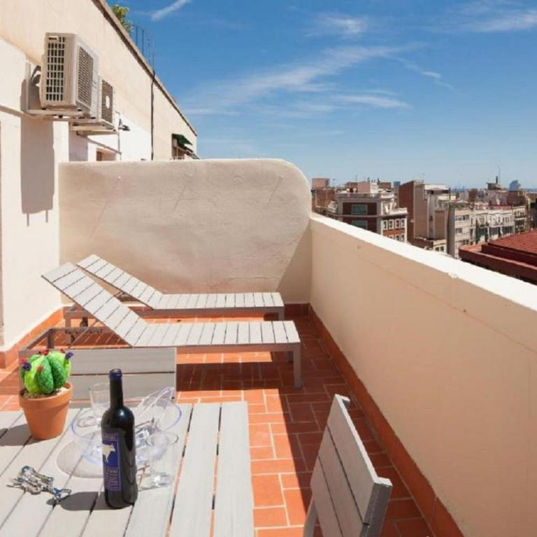 Ola Living Sagrada Familia - Two-Bedroom Apartment with Terrace (5 Adults) - 5
