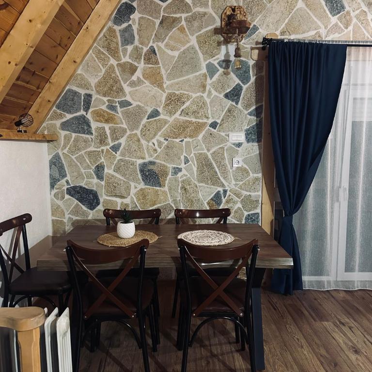 Nomad Lodge Zminica - Two-Bedroom House - 4