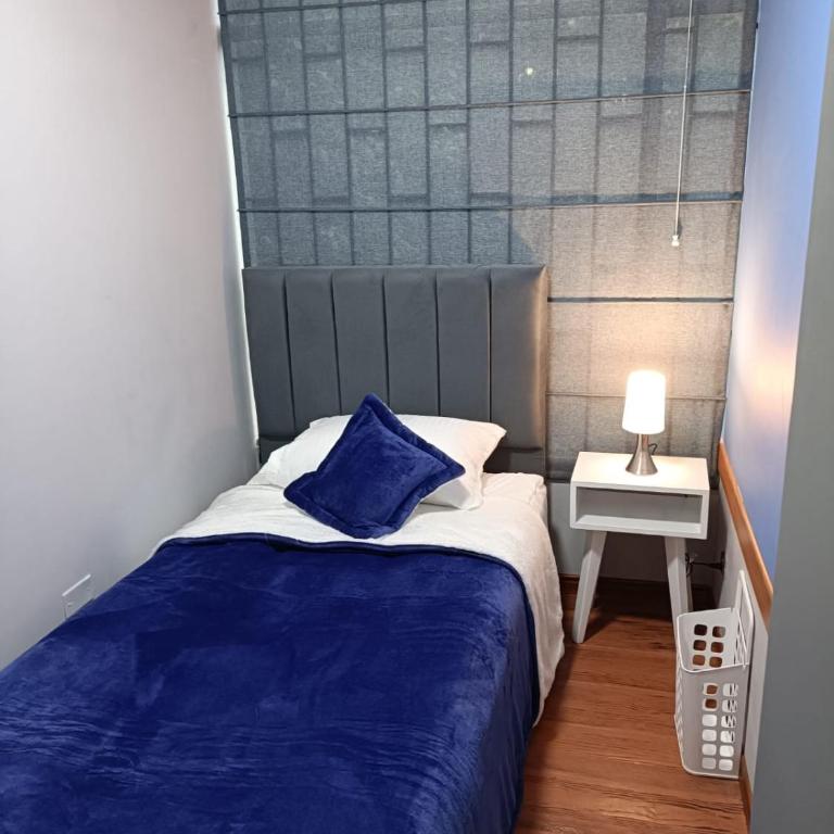Blue Home Bogotá Hostal - Cama Individual en dormitorio compartido de 6 camas - 2