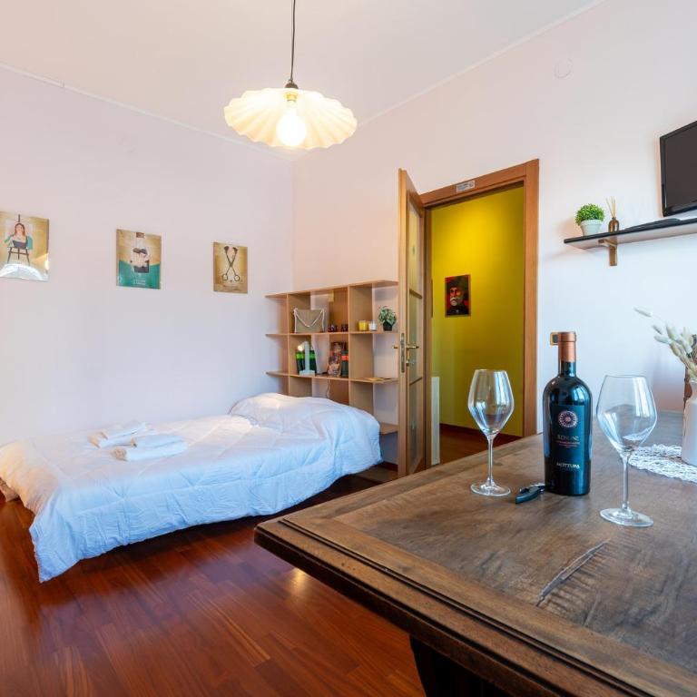 GuestHost - Parma Cozy Studio near the Hospital - One-Bedroom Apartment - 3