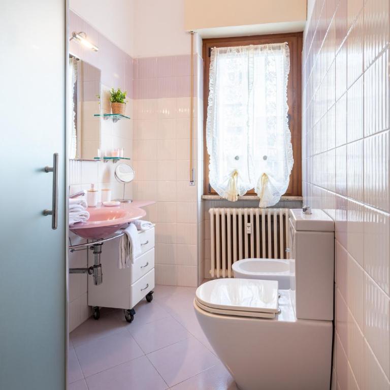 GuestHost - Parma Cozy Studio near the Hospital - One-Bedroom Apartment - 11