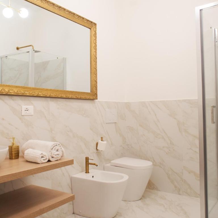 Luxury Suite - 5 minutes walk from the Duomo - Appartamento con 3 Camere da Letto - 3