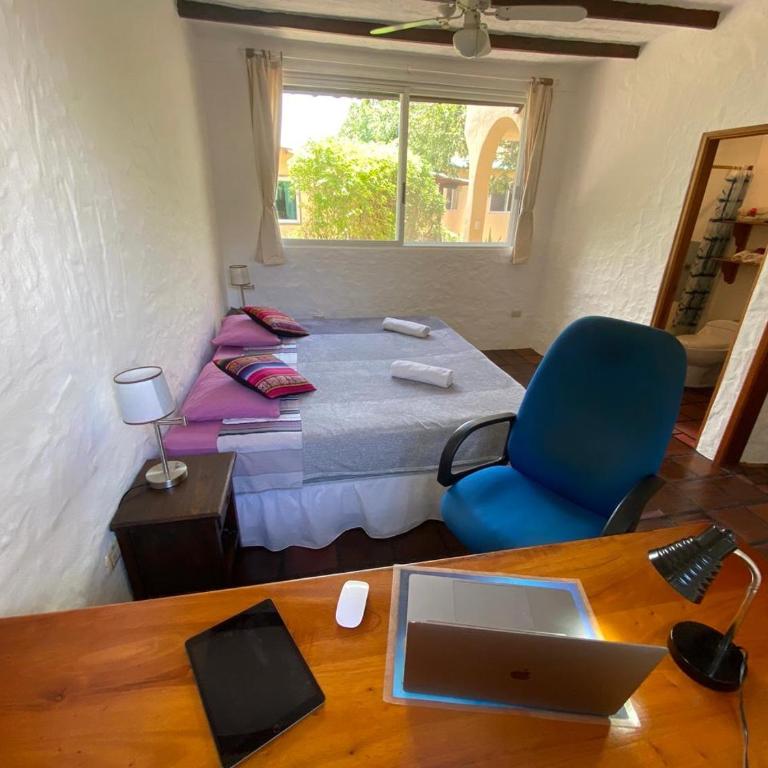 Hostal Casa de Mathias cerca del parque nacional galapagos - Large Double Room - 2