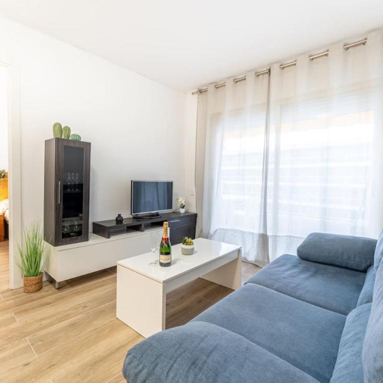 Salou Moderno Cozy 5pax Wifi AA Parking - Two-Bedroom Apartment with Terrace - 38
