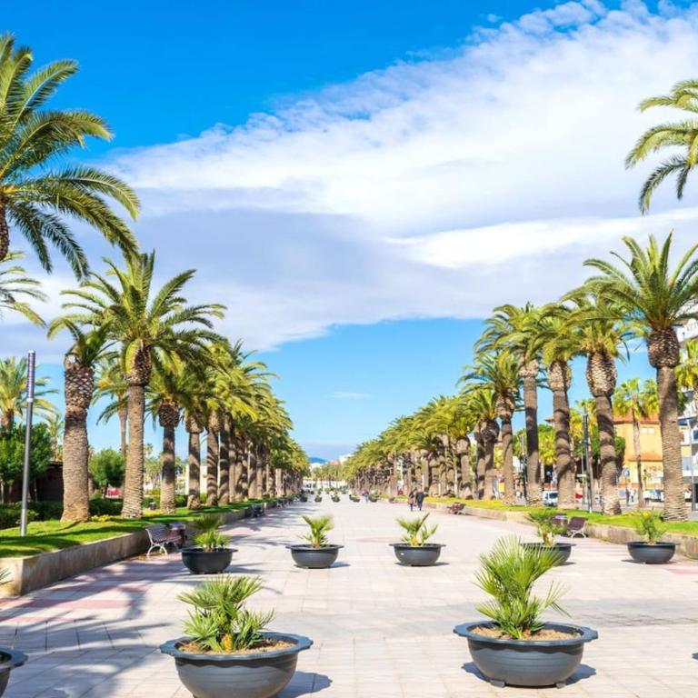Salou Moderno Cozy 5pax Wifi AA Parking - Two-Bedroom Apartment with Terrace - 33