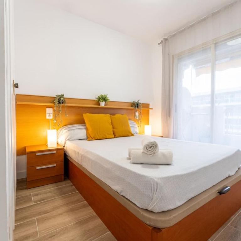 Salou Moderno Cozy 5pax Wifi AA Parking - Two-Bedroom Apartment with Terrace - 27