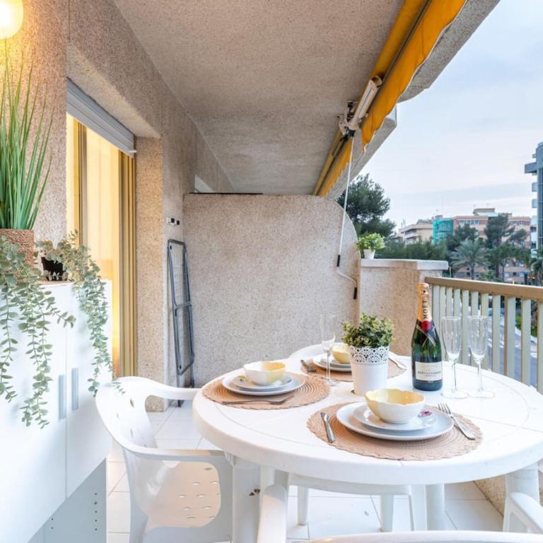 Salou Moderno Cozy 5pax Wifi AA Parking - Two-Bedroom Apartment with Terrace - 14