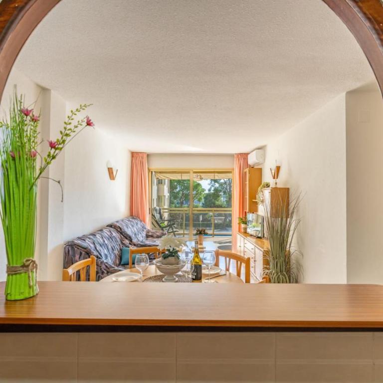 Oasis Salou (6Pax) PortAventura Pool Wifi Parking - Three-Bedroom Apartment with Sea View - 57