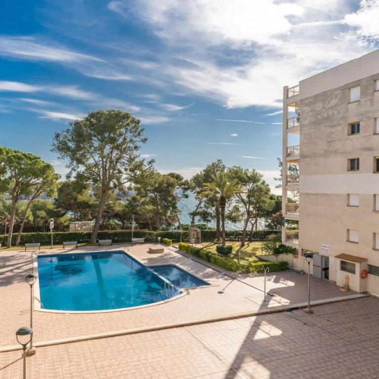 Oasis Salou (6Pax) PortAventura Pool Wifi Parking - Three-Bedroom Apartment with Sea View - 47
