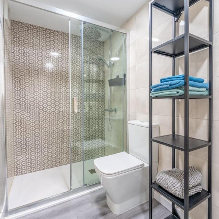 Salou (3pax) Charm Cozy Lovely AC WiFi - Apartment with Pool View - 19