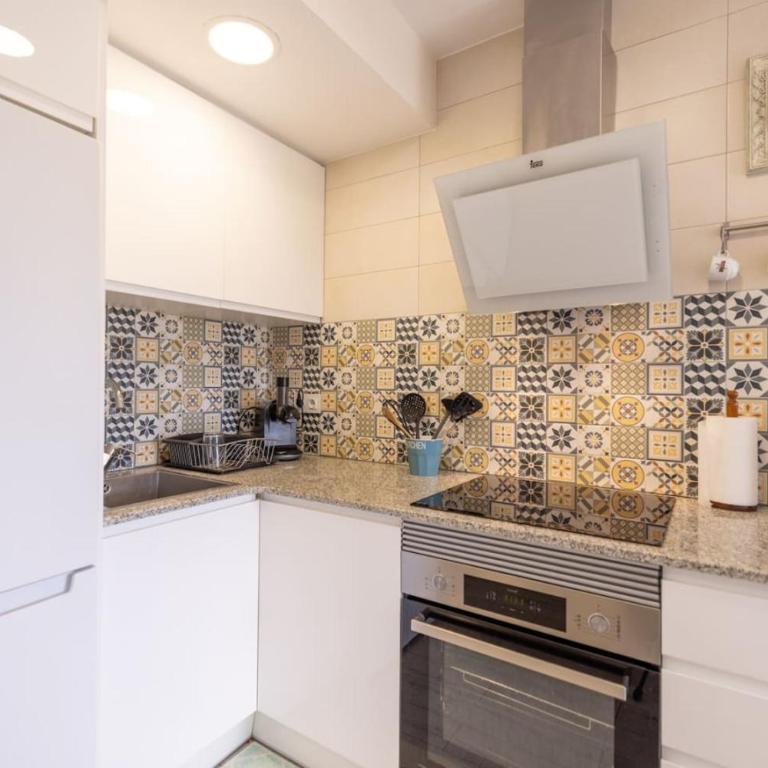 Salou Luxe Stay Chill-out Cozy ( 2BR ) Parking - Two-Bedroom Apartment with Terrace and Sea View - 34
