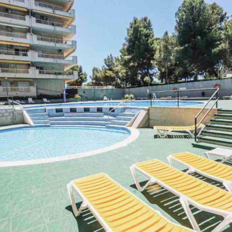Salou Luxe Stay Chill-out Cozy ( 2BR ) Parking - Two-Bedroom Apartment with Terrace and Sea View - 23
