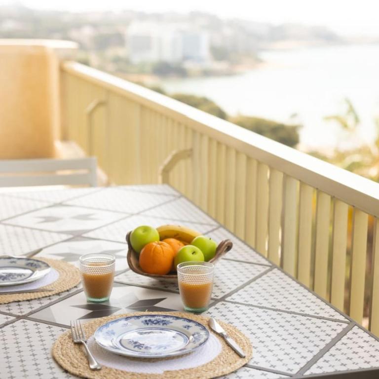 Salou Luxe Stay Chill-out Cozy ( 2BR ) Parking - Two-Bedroom Apartment with Terrace and Sea View - 14