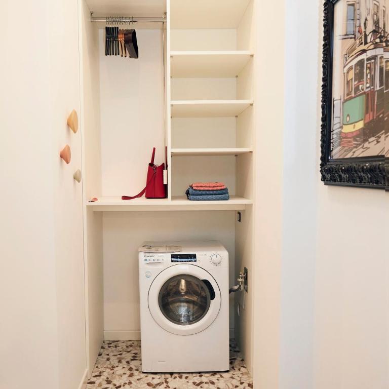MILANO URBAN FLATS Suite Sanzio 20 - Vicino a Duomo, Stadio e Fiera - Apartment - 23