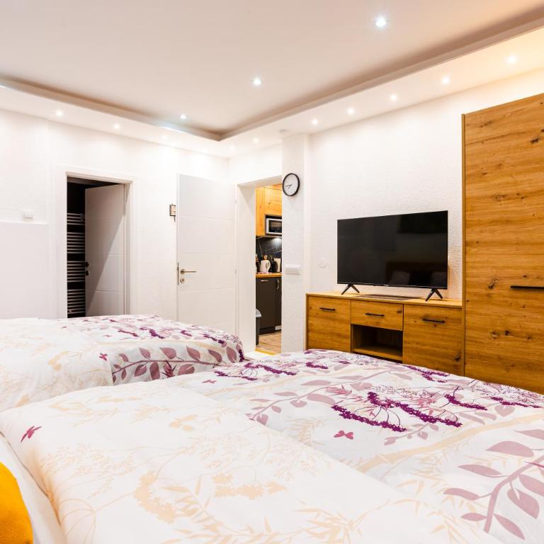 SKS plus - Two-Bedroom Apartment - 21