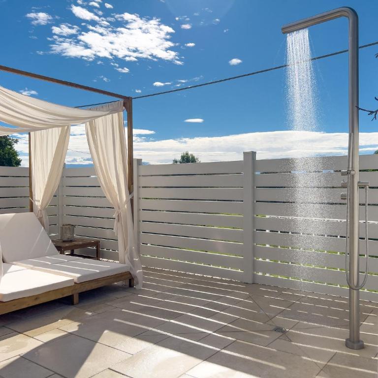 Villa Mimosa Diano Marina: exclusive use villa, garden, barbecue, 3 bedrooms and 3 bathrooms - Villa - 62
