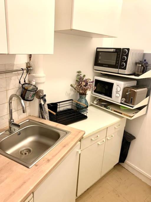 Full house Canal Saint-Martin - Appartement 1 Chambre - 13