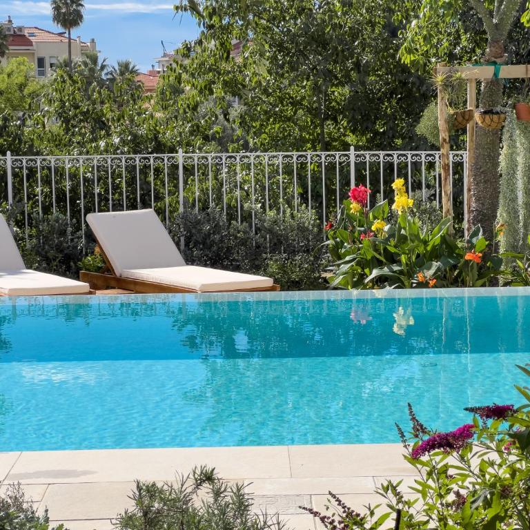 Villa Mimosa Diano Marina: exclusive use villa, garden, barbecue, 3 bedrooms and 3 bathrooms - Villa - 68