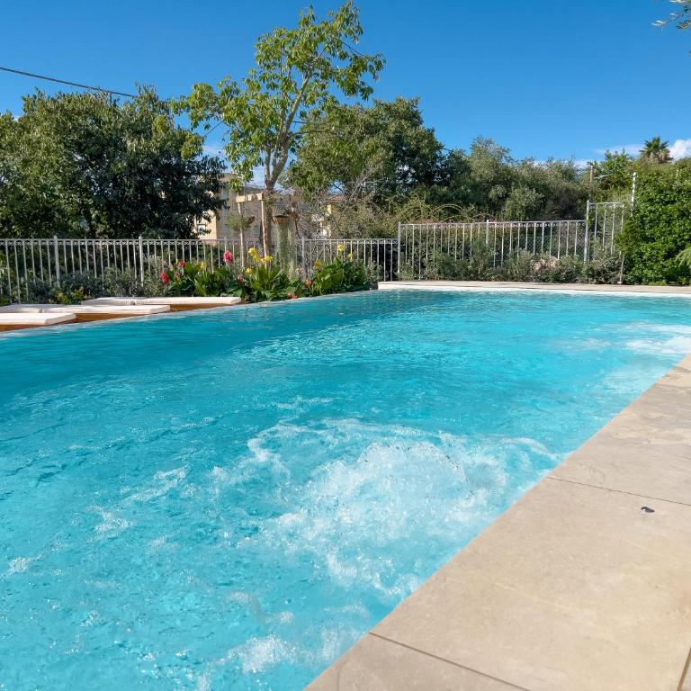 Villa Mimosa Diano Marina: exclusive use villa, garden, barbecue, 3 bedrooms and 3 bathrooms - Villa - 79