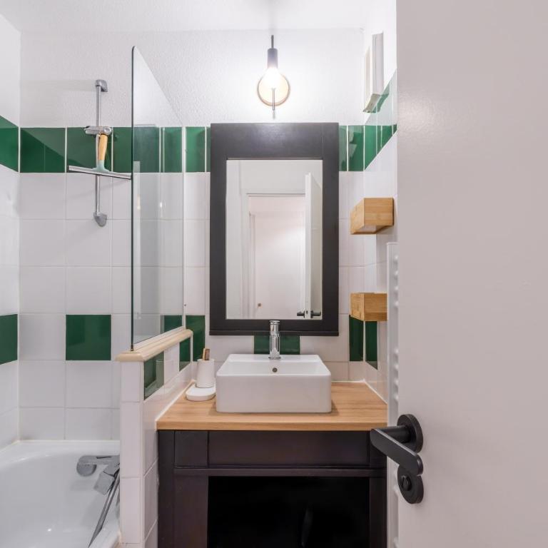 Les Pins dorés le petit nid douillet et cosy - Appartement 1 Chambre - 23