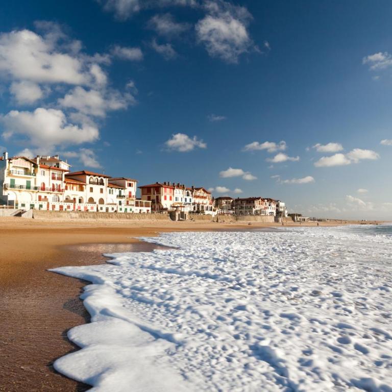 Le Coolin Loft, Vue et Acces directe à la plage, immense terrasse, place des landais Hossegor, quartier très animé, idéal pour un séjour entre amis - Apartment mit 3 Schlafzimmern - 26