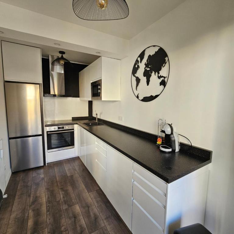 2 pièces lumineux, proche plage, parking, clim, hippodrome - Appartement 1 Chambre - 7