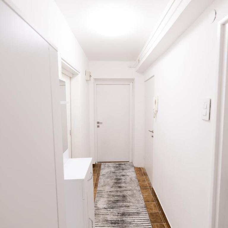 Tanja - One-Bedroom Apartment - 1