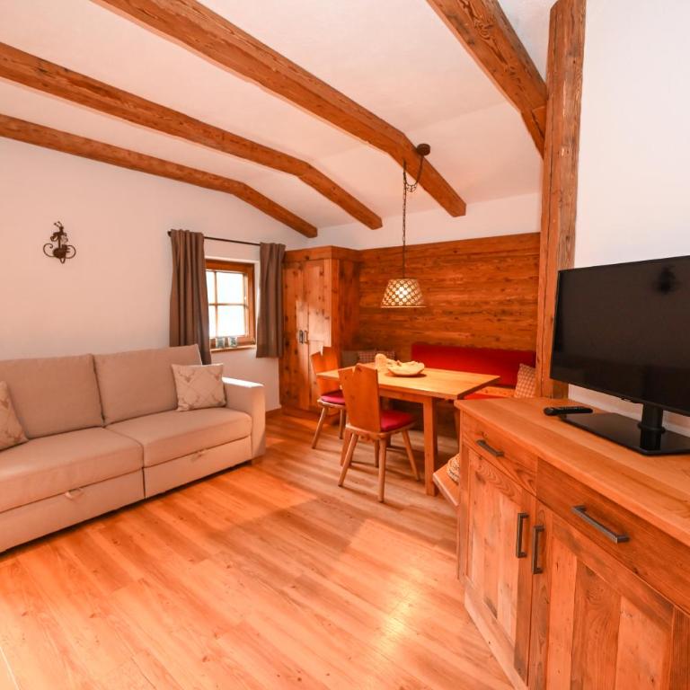 Landhaus Simone incl JOKER CARD by All in One Apartments - Apartment mit 1 Schlafzimmer und Balkon - 3