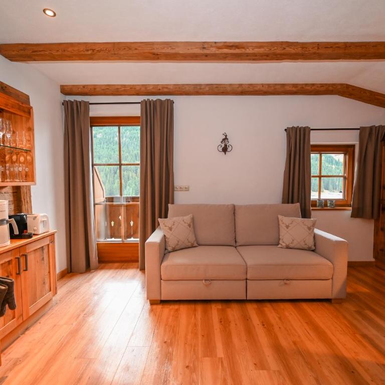 Landhaus Simone incl JOKER CARD by All in One Apartments - Apartment mit 1 Schlafzimmer und Balkon - 6