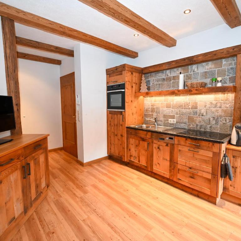 Landhaus Simone incl JOKER CARD by All in One Apartments - Apartment mit 1 Schlafzimmer und Balkon - 7