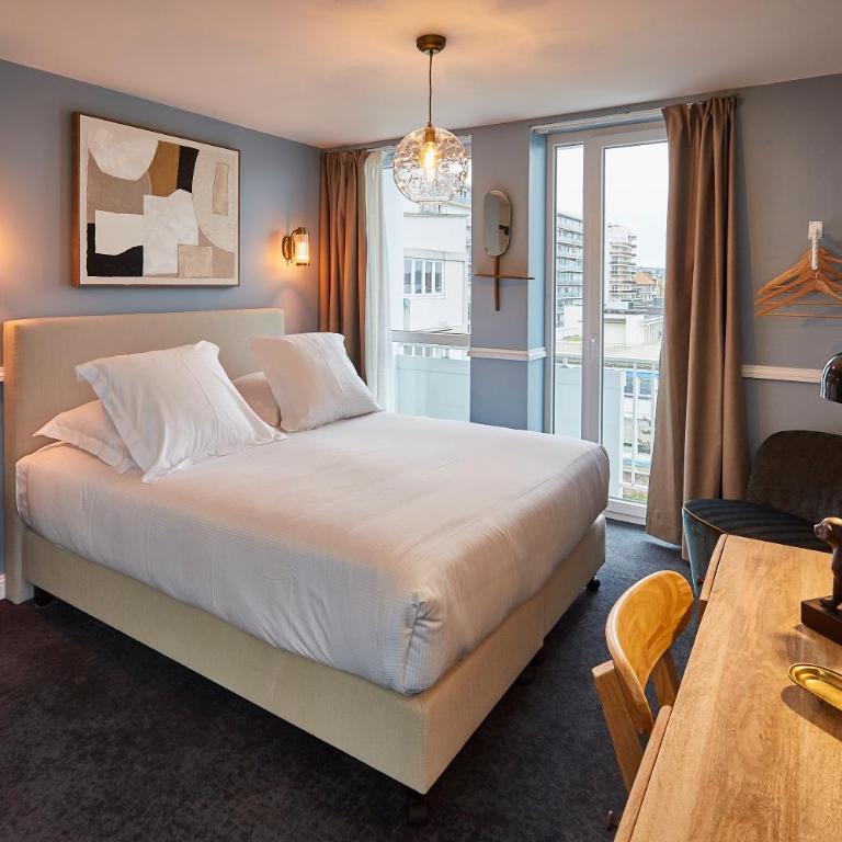 Hôtel Mônsieur Georges - Chambre Double Deluxe avec Balcon - Vue sur Mer - 1