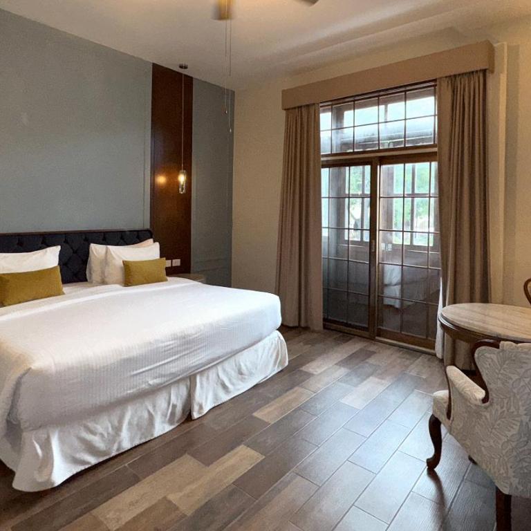 Casa Lucia Hotel Boutique - Suite with City View - 1