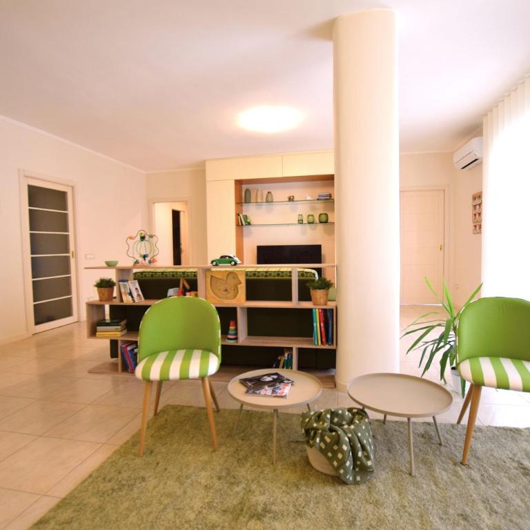 Cinthia Apartment Sorrento - Appartamento con 3 Camere da Letto - 2